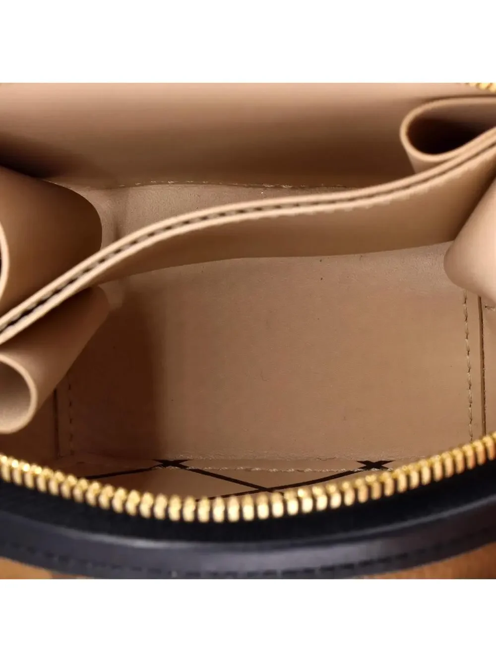 Louis Vuitton Mini Boite Chapeau Bag #262104L18B